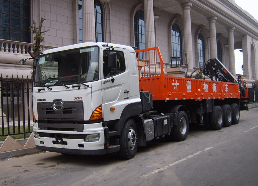 半掛式后置隨車吊計(jì)量檢衡車 半掛式后置隨車吊計(jì)量檢衡車
