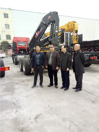 ���(y��ng)Ӌ(j��)����������һ��4�����ҹ�˾�z��܇(ch��)�a(ch��n)Ʒǰ��Ӱ