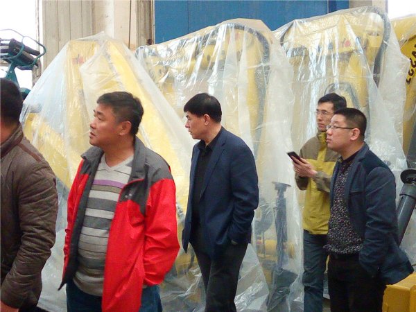 �w�������������ڿ��}���(n��i)�M(j��n)�ڵ��C(j��)��r