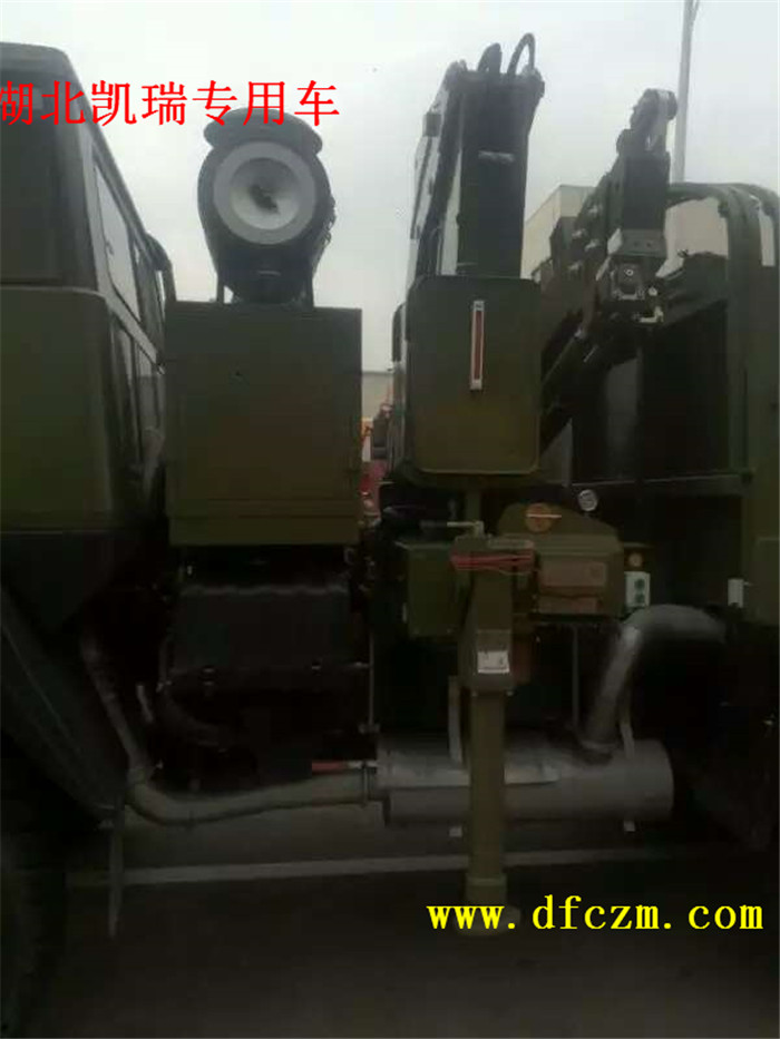 陜汽SX2250MC六驅(qū)越野車隨車吊機 陜汽SX2250MC六驅(qū)越野車隨車吊機