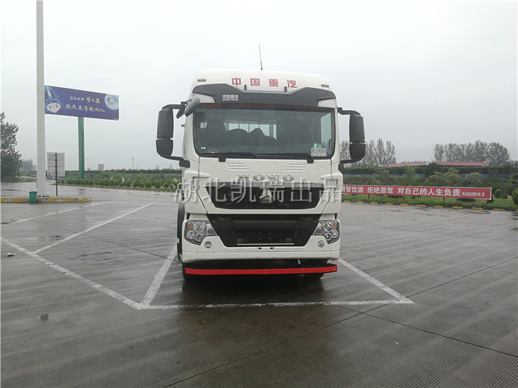 AY5320JJH型計(jì)量檢衡車(正前) AY5320JJH型計(jì)量檢衡車(正前)