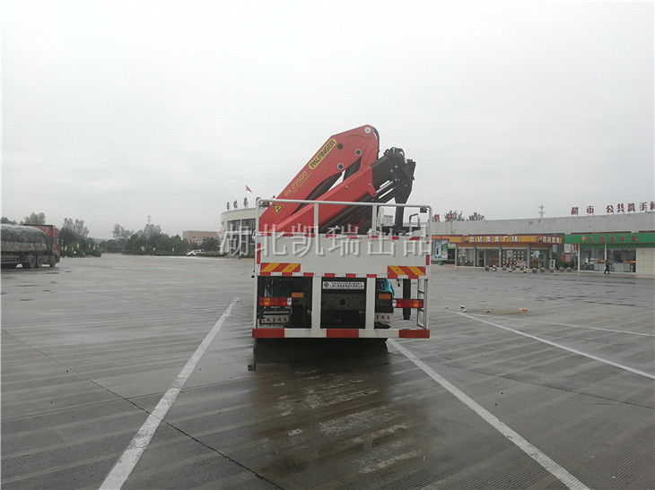 AY5320JJH型計(jì)量檢衡車(正后) AY5320JJH型計(jì)量檢衡車(正后)