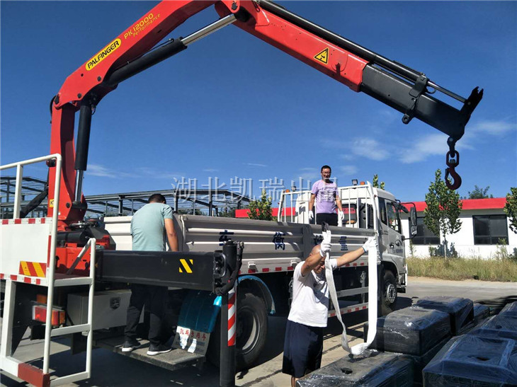 河北省計(jì)量監(jiān)督檢測(cè)研究院檢衡車配置PK12000吊機(jī) 河北省計(jì)量監(jiān)督檢測(cè)研究院檢衡車配置PK12000吊機(jī)