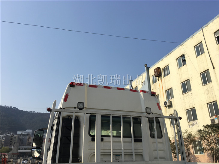 ҹ�g������