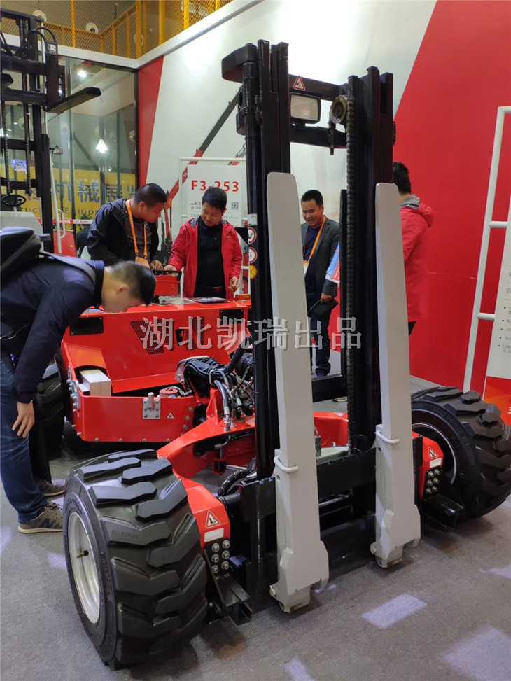 四輪無線遙控叉車越野輪胎 四輪無線遙控叉車越野輪胎