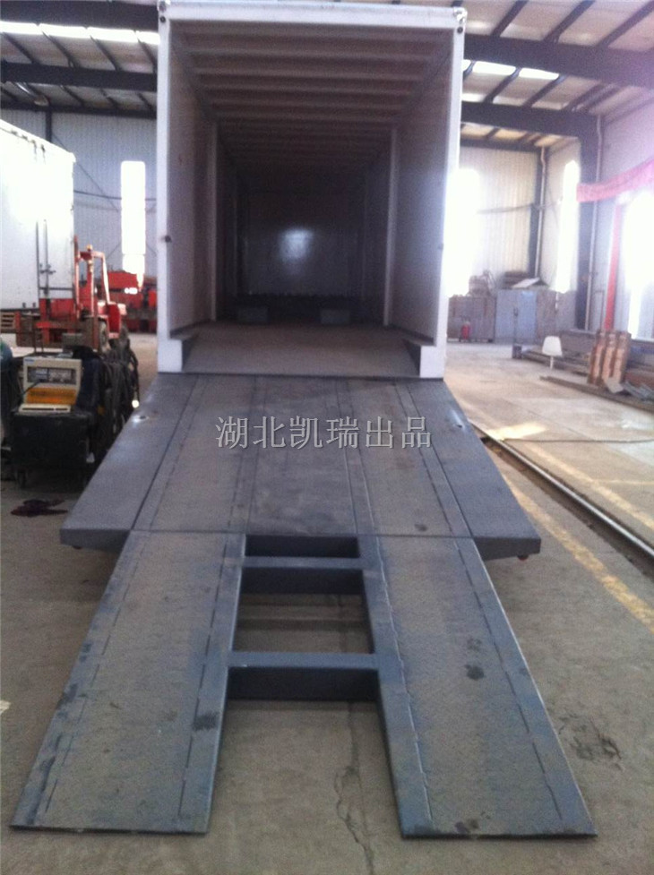 廂式計(jì)量檢衡車后爬梯 廂式計(jì)量檢衡車后爬梯