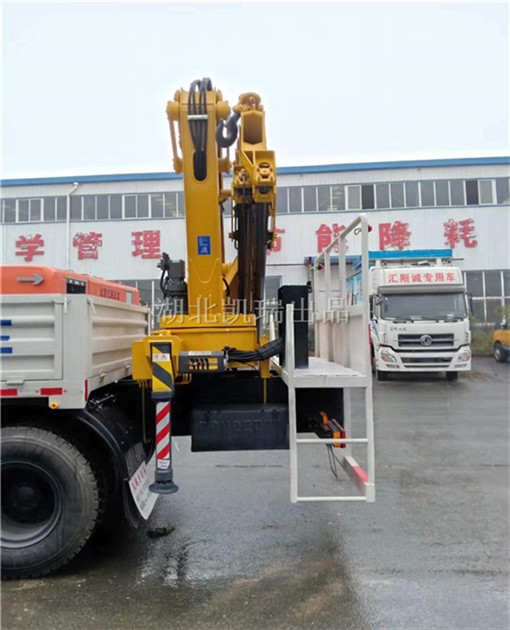 計(jì)量檢衡車(chē)后置操作平臺(tái) 計(jì)量檢衡車(chē)后置操作平臺(tái)