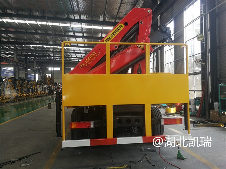 PK10000檢衡車吊機細節(jié) PK10000檢衡車吊機細節(jié)